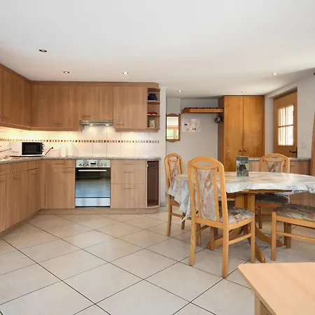 Apartamento Strassscheuer 3.5 - Griwarent Ag *